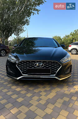 Седан Hyundai Sonata 2019 в Николаеве