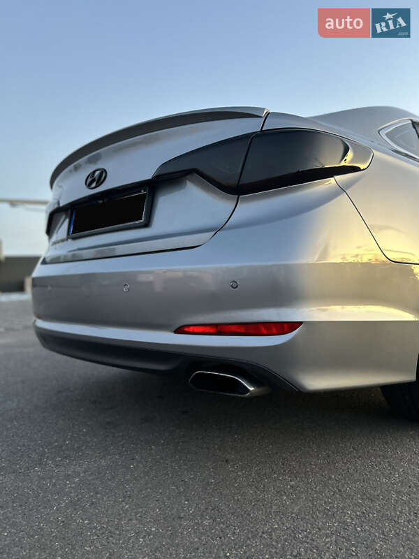 Седан Hyundai Sonata 2015 в Полтаві