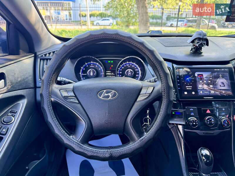 Седан Hyundai Sonata 2012 в Києві