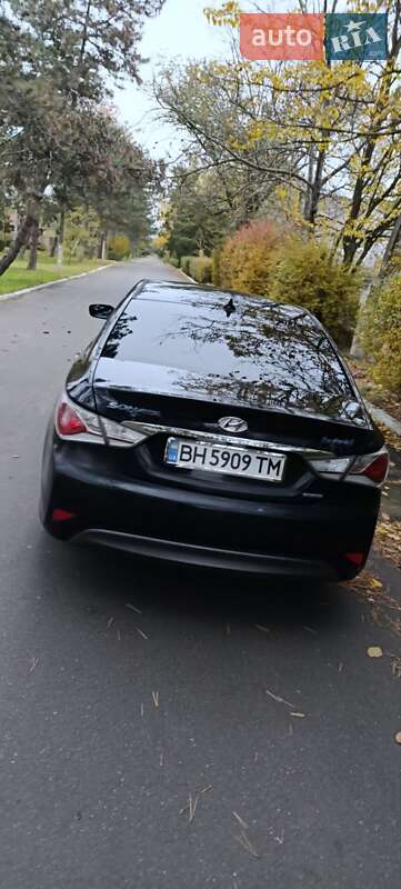 Седан Hyundai Sonata 2013 в Белгороде-Днестровском фото 17 Седан Hyundai Sonata 2013 в Белгороде-Днестровском