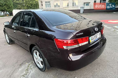 Седан Hyundai Sonata 2006 в  фото 12 Седан Hyundai Sonata 2006 в