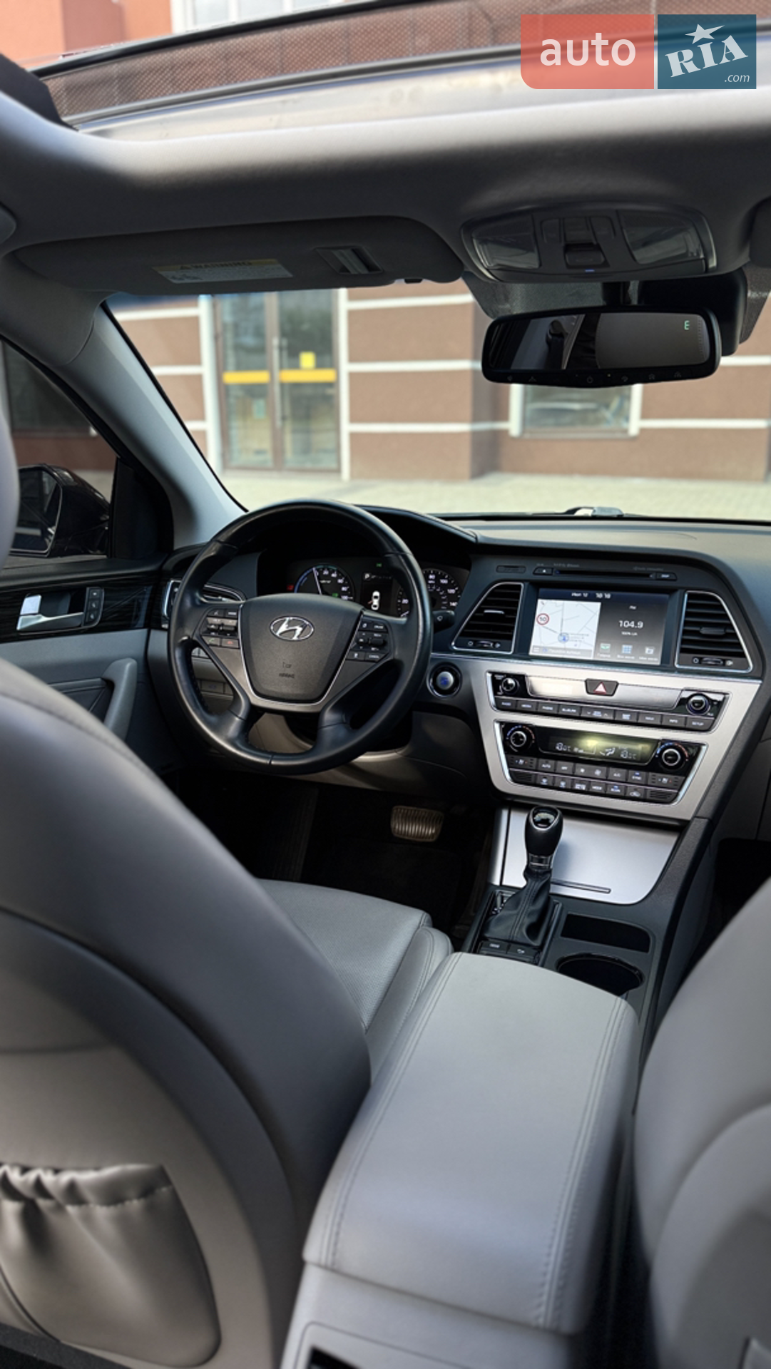 2016 Hyundai Sonata - мініатюра 31