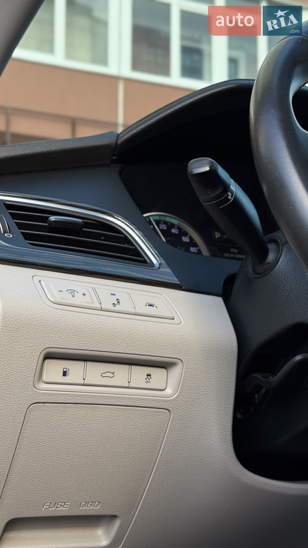 2016 Hyundai Sonata - мініатюра 38