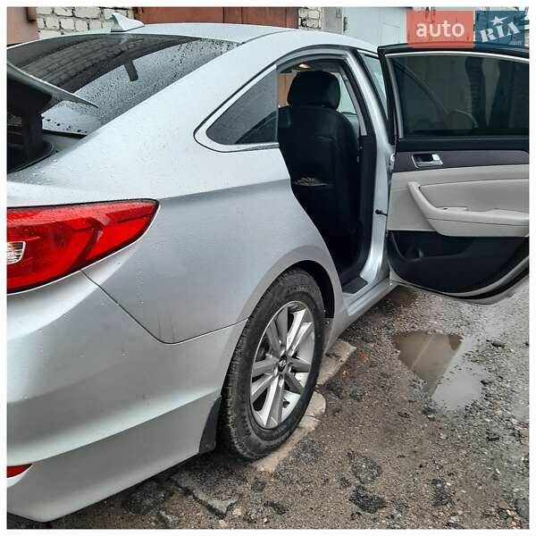 Седан Hyundai Sonata 2014 в Лозовій