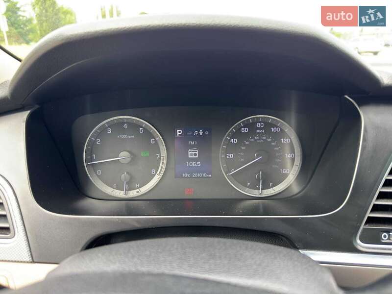 Седан Hyundai Sonata 2015 в Києві фото 2 Седан Hyundai Sonata 2015 в Києві