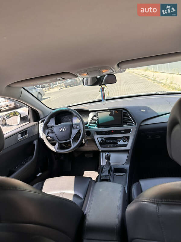 Седан Hyundai Sonata 2015 в Одессе