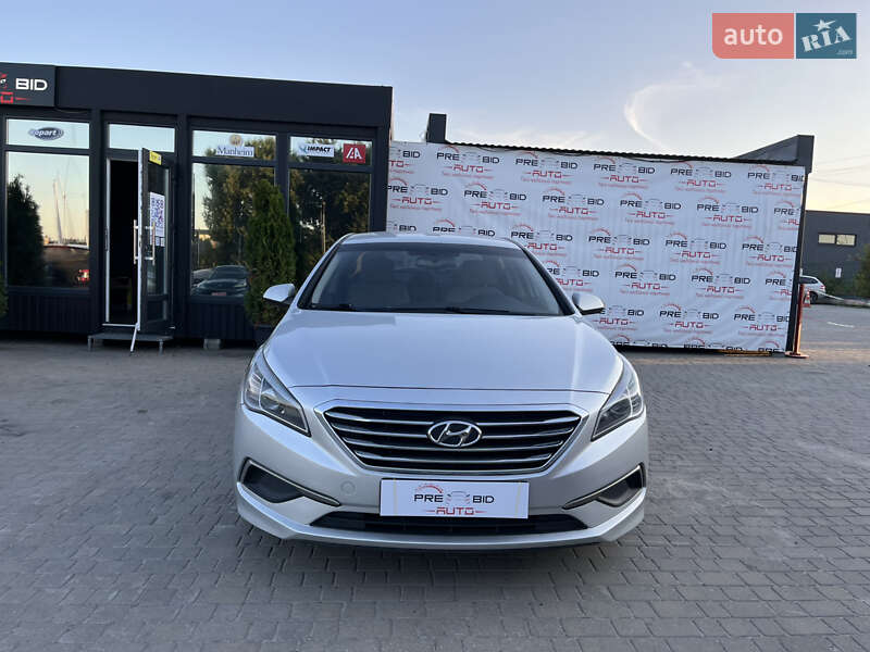 Седан Hyundai Sonata 2015 в Львове