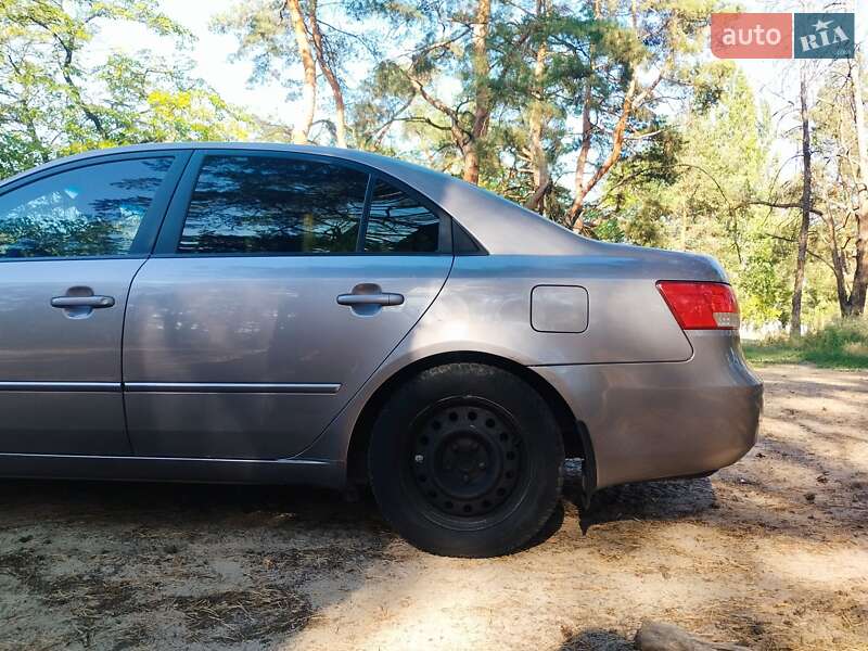 Седан Hyundai Sonata 2005 в Дніпрі