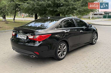 Седан Hyundai Sonata 2014 в Новомосковске