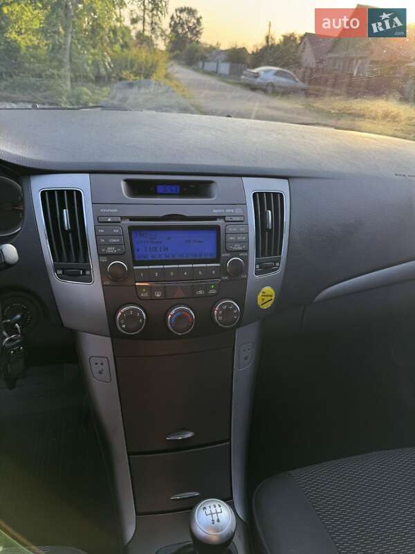 Седан Hyundai Sonata 2008 в Житомире