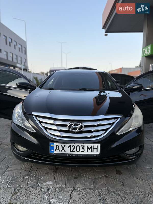 Седан Hyundai Sonata 2013 в Киеве
