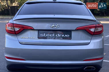 Седан Hyundai Sonata 2015 в 