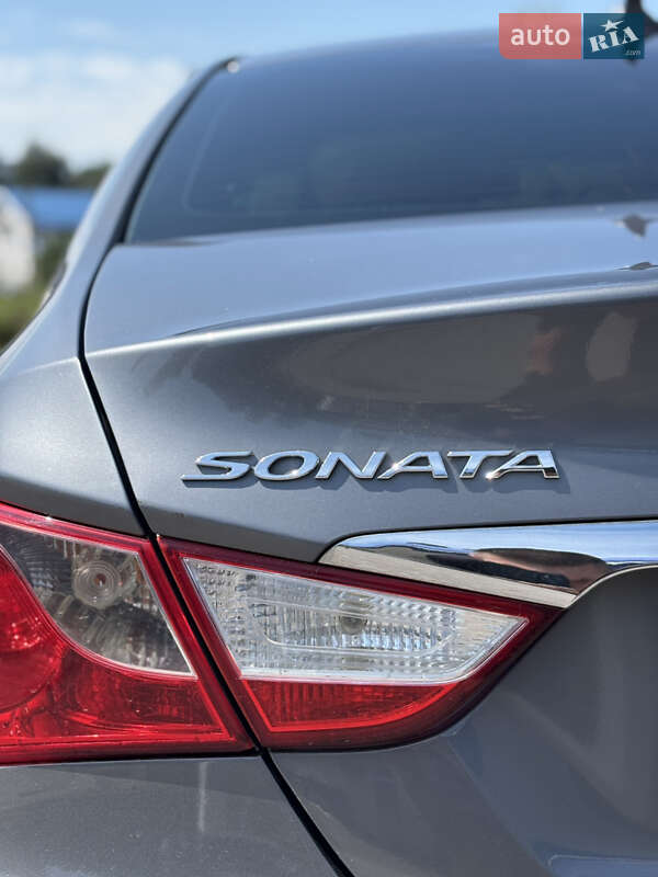 Седан Hyundai Sonata 2011 в Житомирі