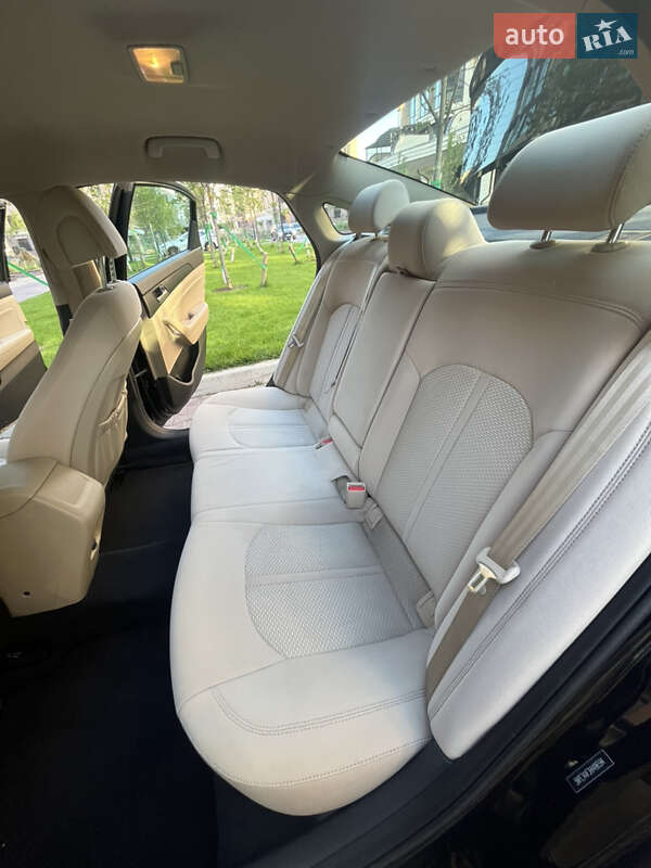 Седан Hyundai Sonata 2016 в Києві