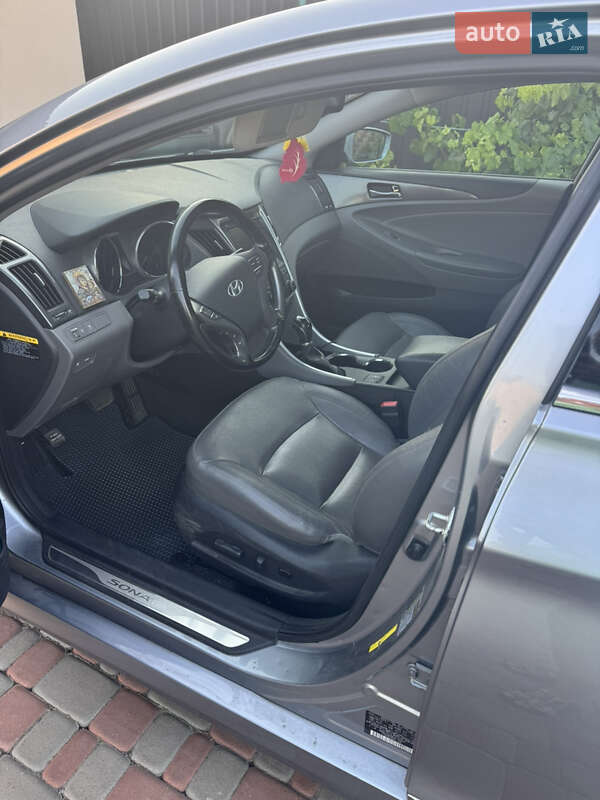 Седан Hyundai Sonata 2014 в Рівному