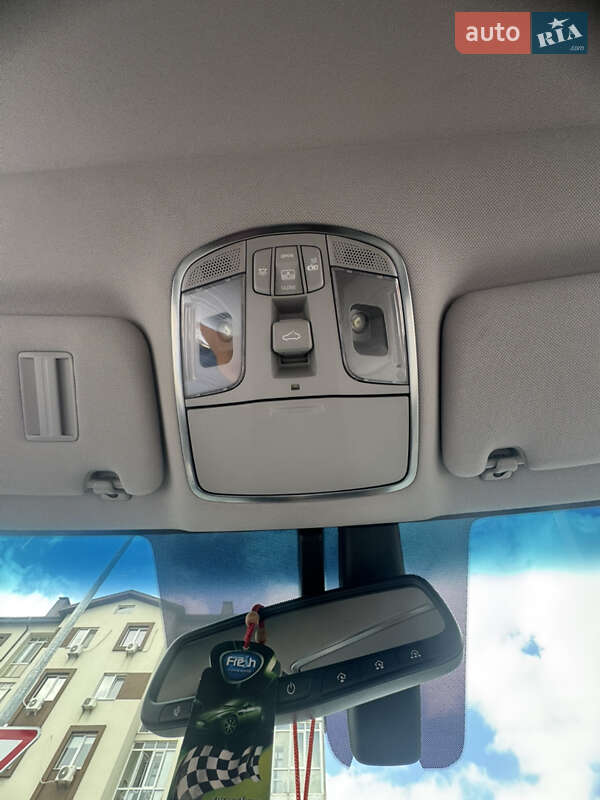 Седан Hyundai Sonata 2015 в Києві