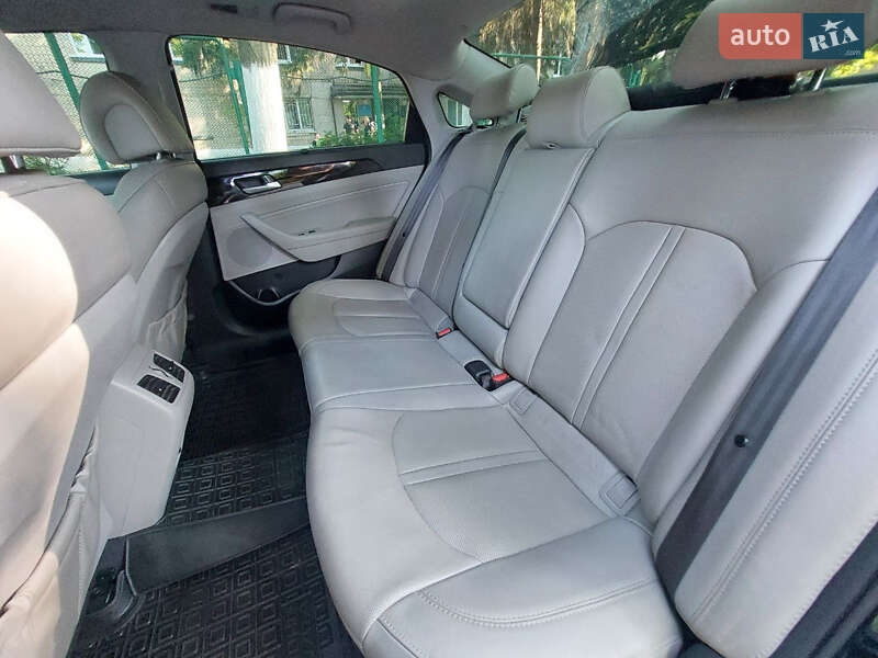 Седан Hyundai Sonata 2015 в Києві