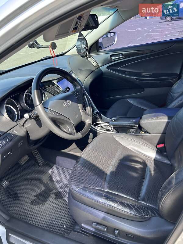 Седан Hyundai Sonata 2011 в Києві фото 4 Седан Hyundai Sonata 2011 в Києві