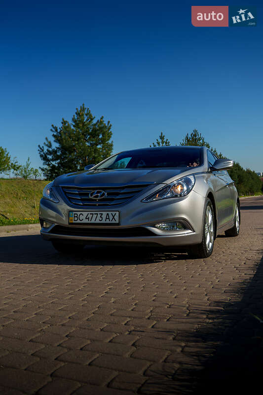 Седан Hyundai Sonata 2012 в Львові