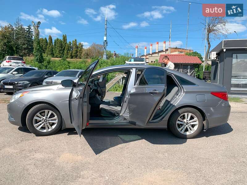 Седан Hyundai Sonata 2011 в Виннице