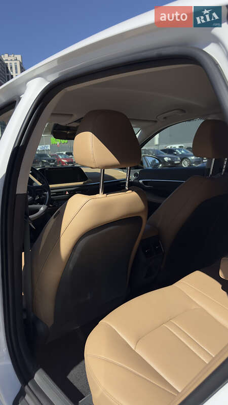 Седан Hyundai Sonata 2020 в Киеве фото 22 Седан Hyundai Sonata 2020 в Киеве