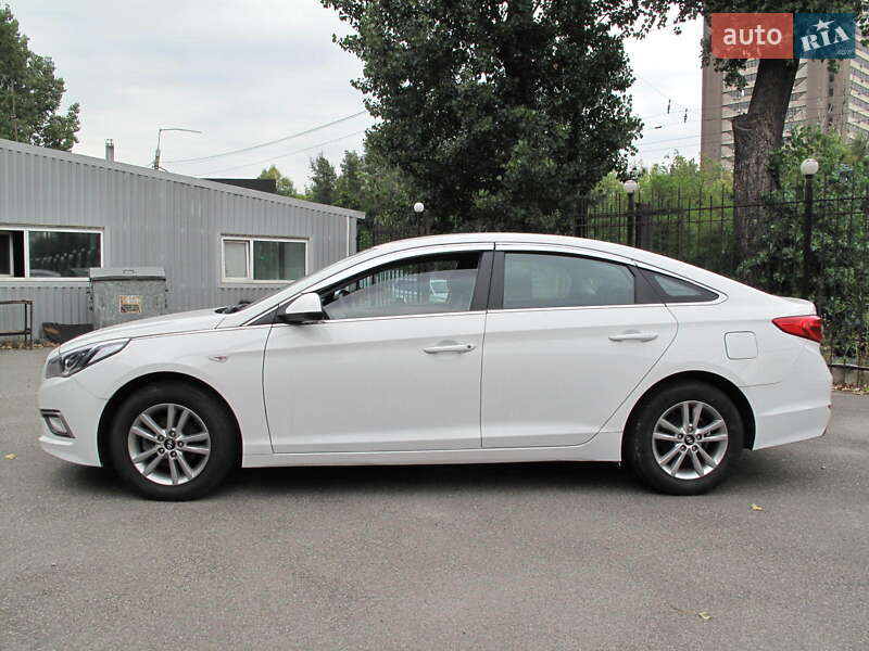 Седан Hyundai Sonata 2017 в Киеве