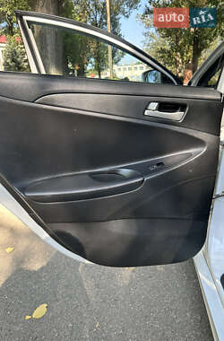 Седан Hyundai Sonata 2014 в 