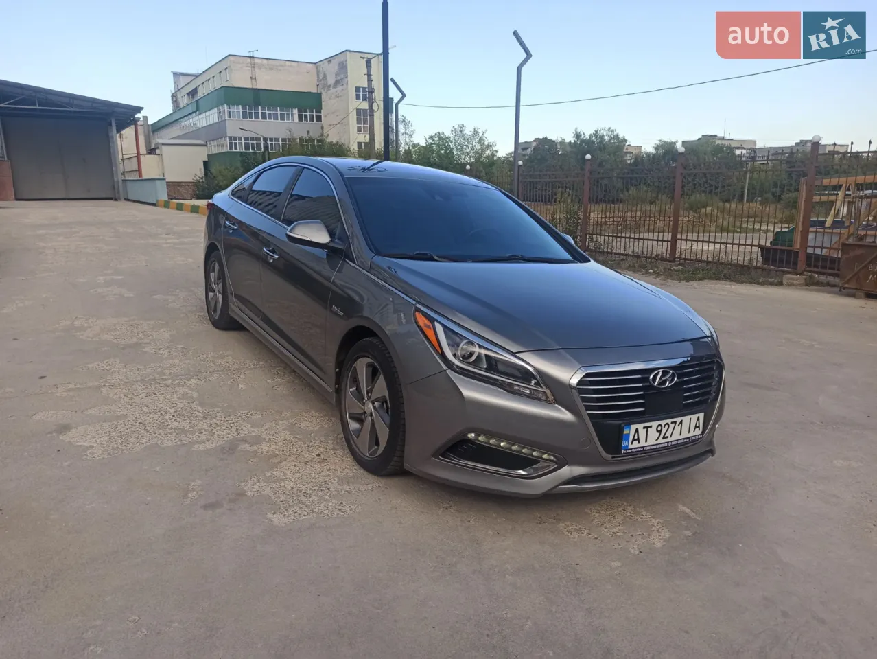 2016 Hyundai Sonata - мініатюра 27