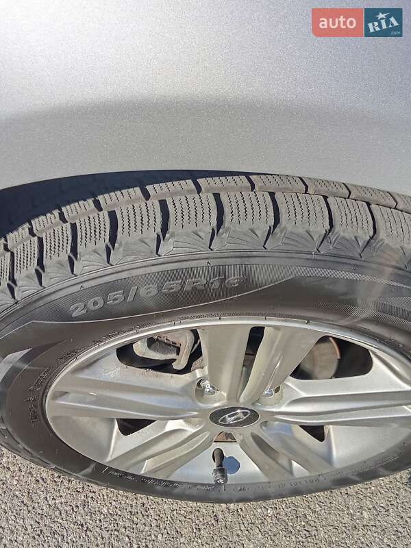 Седан Hyundai Sonata 2014 в Софиевской Борщаговке фото 10 Седан Hyundai Sonata 2014 в Софиевской Борщаговке