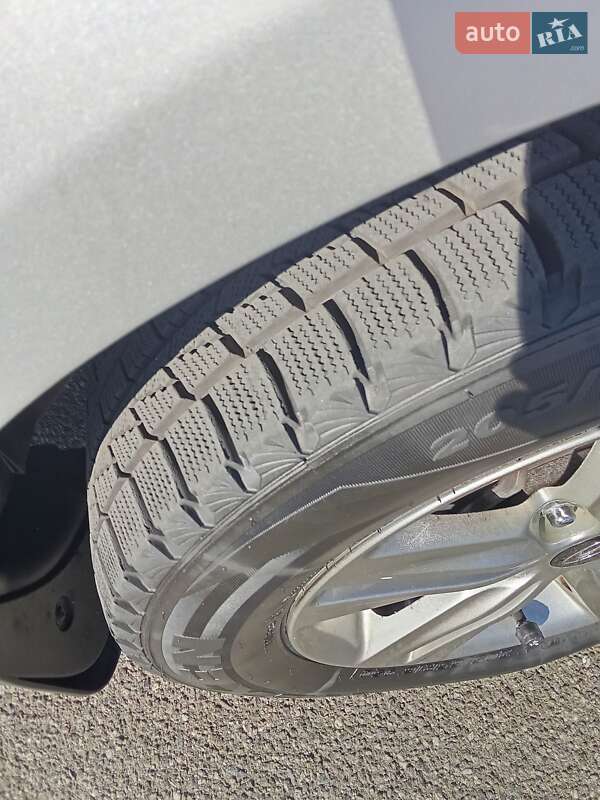 Седан Hyundai Sonata 2014 в Софиевской Борщаговке фото 23 Седан Hyundai Sonata 2014 в Софиевской Борщаговке