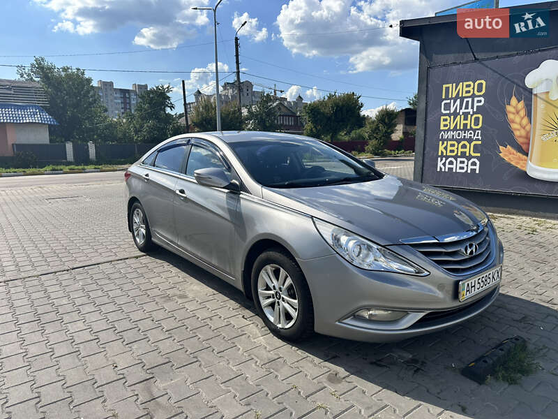 Седан Hyundai Sonata 2011 в Ирпене