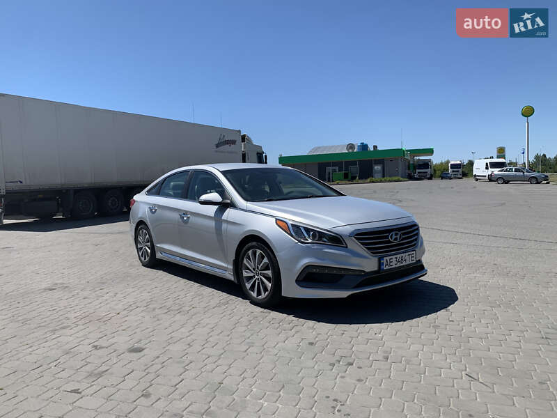 Седан Hyundai Sonata 2014 в Новомосковську