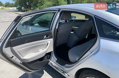 Седан Hyundai Sonata 2014 в 