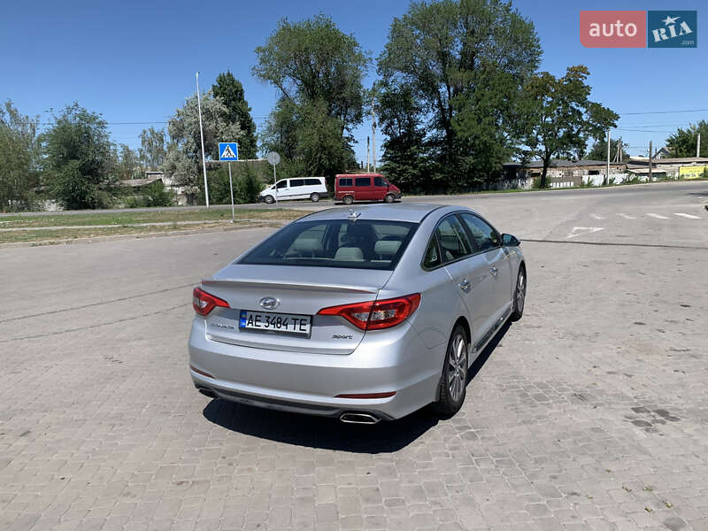 Седан Hyundai Sonata 2014 в Новомосковську