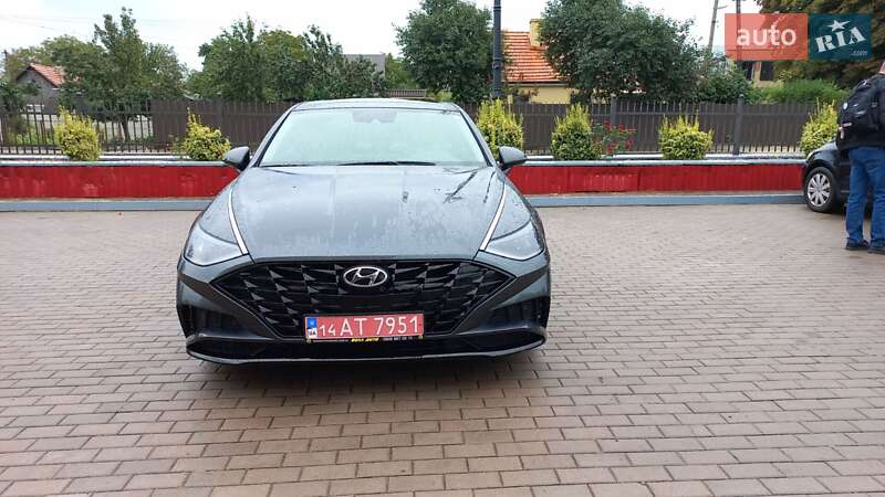 Седан Hyundai Sonata 2022 в Нововолынске
