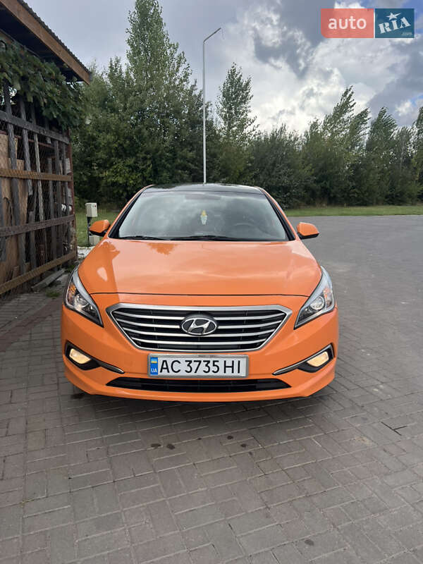 Седан Hyundai Sonata 2016 в Нововолынске