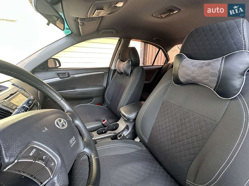 Седан Hyundai Sonata 2008 в Глухові