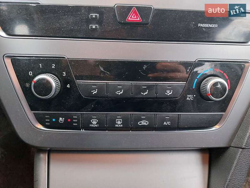 Седан Hyundai Sonata 2015 в Дніпрі