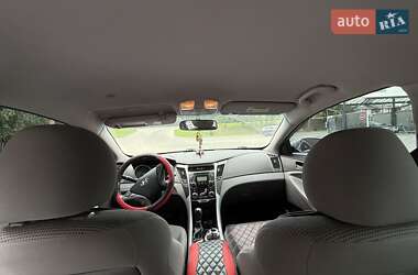 Седан Hyundai Sonata 2010 в 