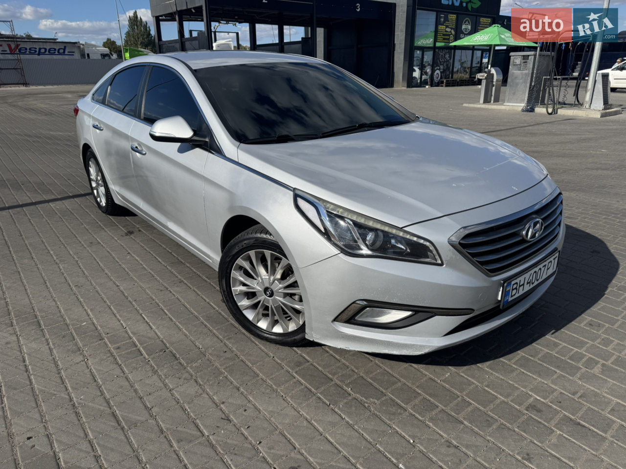 2016 Hyundai Sonata - мініатюра 14