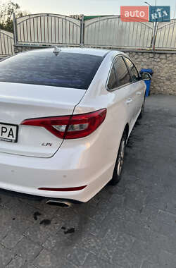 Седан Hyundai Sonata 2014 в 