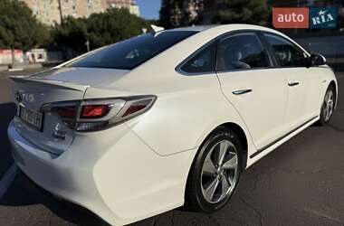 Седан Hyundai Sonata 2015 в Одессе