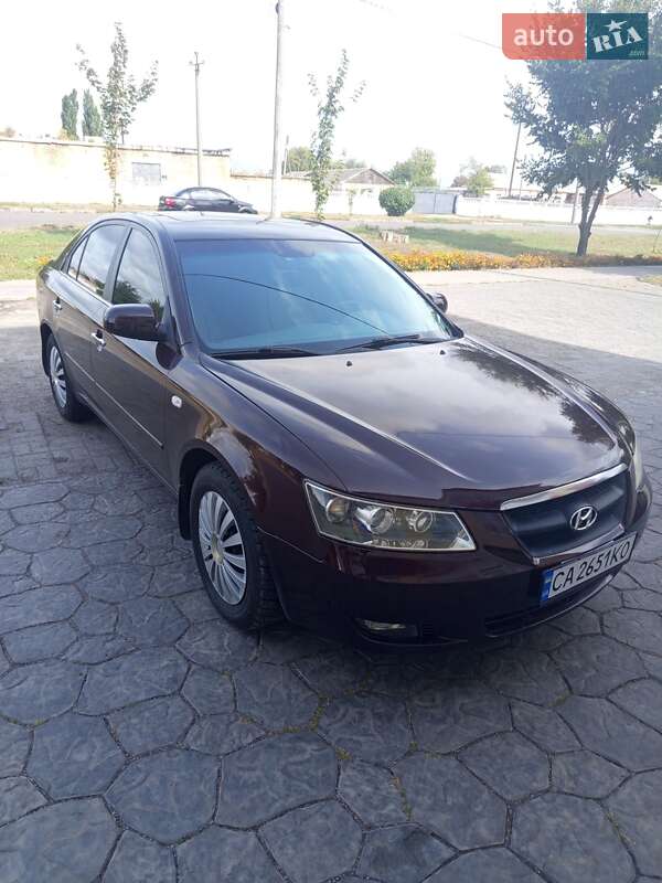 Седан Hyundai Sonata 2007 в Золотоноше