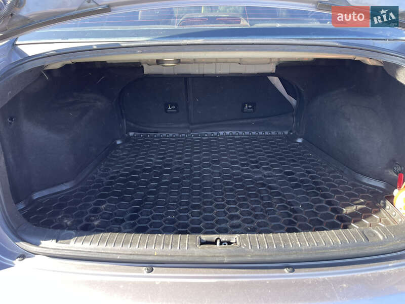 Седан Hyundai Sonata 2006 в Киеве