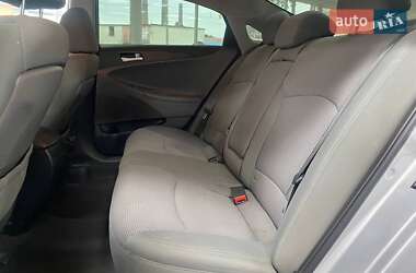 Седан Hyundai Sonata 2013 в 