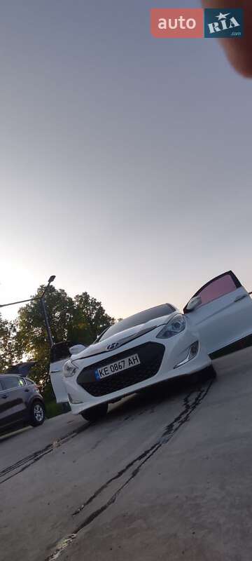 Седан Hyundai Sonata 2013 в Днепре