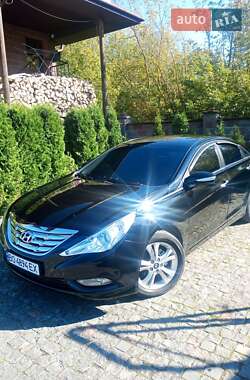 Седан Hyundai Sonata 2010 в Лановцах