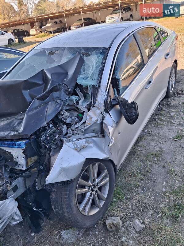 Седан Hyundai Sonata 2015 в Києві
