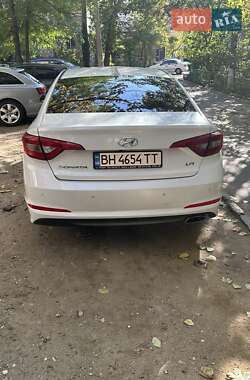 Седан Hyundai Sonata 2015 в 