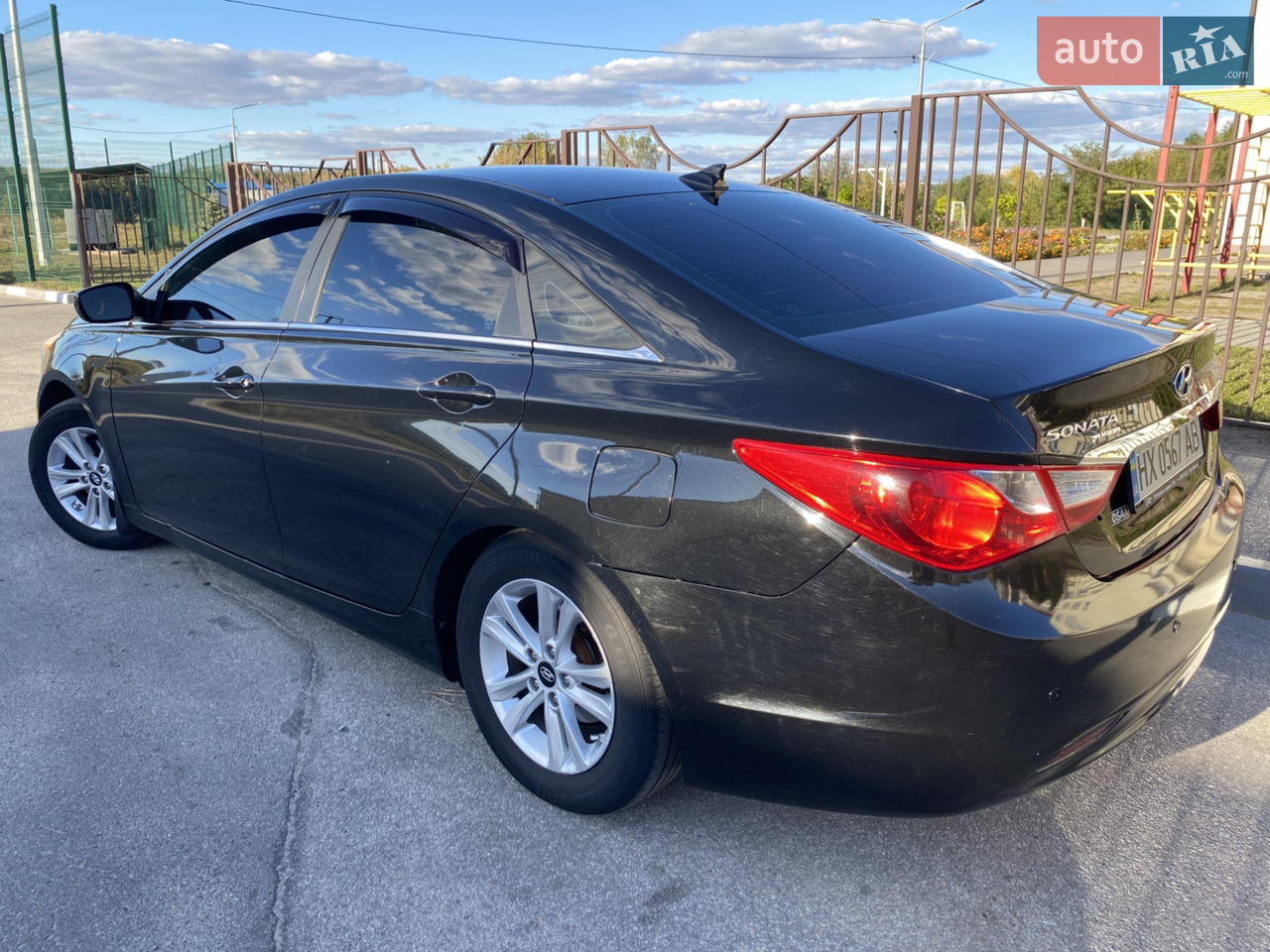 2013 Hyundai Sonata - мініатюра 18